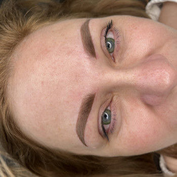 Перманентний макіяж брів
                    Мастер перманентного макияжа Ирина Киев