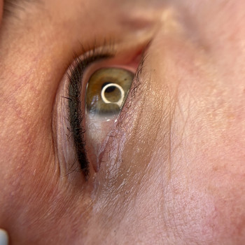 Мвжвійка
                    Майстер перманентного макіяжу Ирина Київ