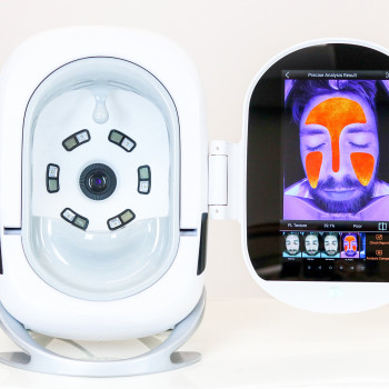 Апаратна діагностика шкіри обличчя: AI-аналізатор Zemits VeraFace Skin Analysis Pro

   