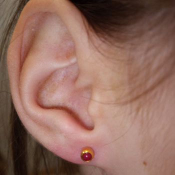 Дівчинка 8 років