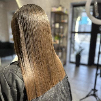 Кератин
                    Трихолог Марина Софіївська Борщагівка