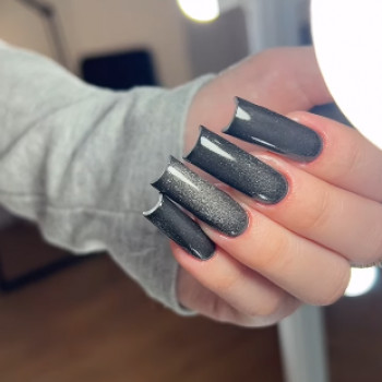 чорний манікюр, манікюр на довгі нігті
