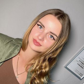 Наращивание ресниц
                    Лешмейкер Юлия Черновцы