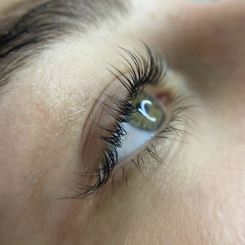 Ламінування вій
                    Лешмейкер Юлия Чернівці