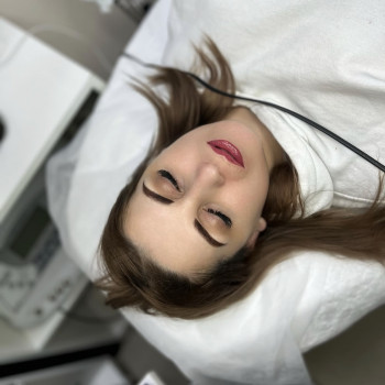 Перманент вуст
                    Лешмейкер Юлия Чернівці