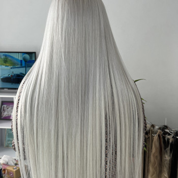 «Після» нарощення
Штучне волосся