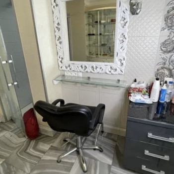 Місце перукаря