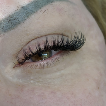 Мокрий ефект нарощування вій
                    Лешмейкер Татьяна Одеса