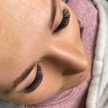 Наращивание ресниц объемы
                    Лешмейкер Анастасия Софиевская Борщаговка