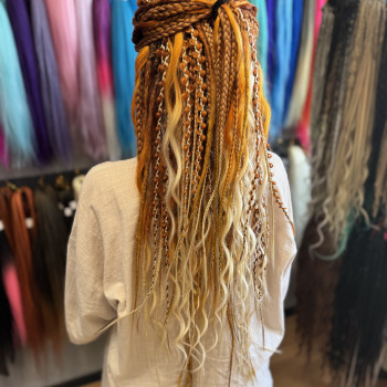 Вплетення комплекту або повітряних косичок
                    Брейдер  Житомир