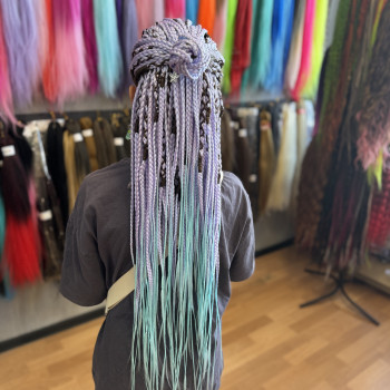 Вплетення комплекту або повітряних косичок
                    Брейдер  Житомир