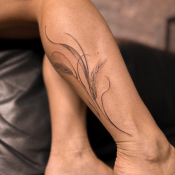 Середнє тату
                    Тату салон TATTOO LAMARCH Киев