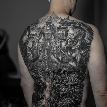 Велике тату
                    Тату салон TATTOO LAMARCH Київ