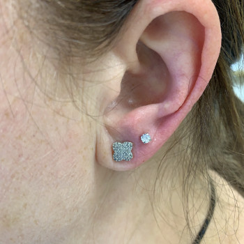 Додатковий прокол мочки вуха