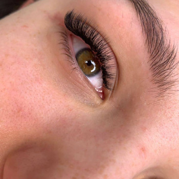 Нарощування вій об'єм 3Д