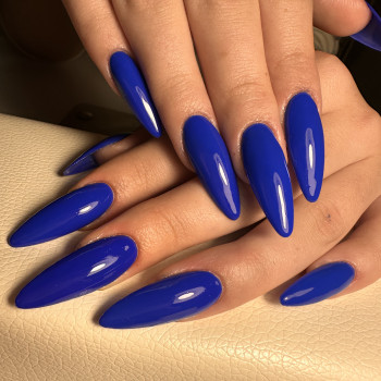 Нарощування нігтів
                    Салон краси Esthetique Київ