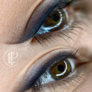 Татуаж век
                    Мастер перманентного макияжа Елена Кривой Рог