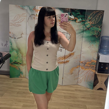 Чекаю вас у себе в студії краси !