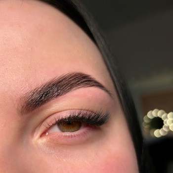 Ламінування + фарбування брів
                    Парикмахер-визажист Анжела Тернополь