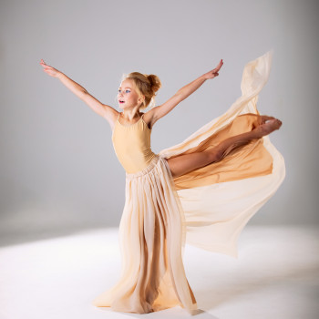 Макияж
                    Визажист Ольга Днепр