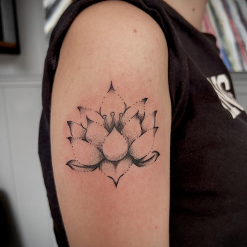 Татуювання
                    Тату майстер Владимир Вінниця