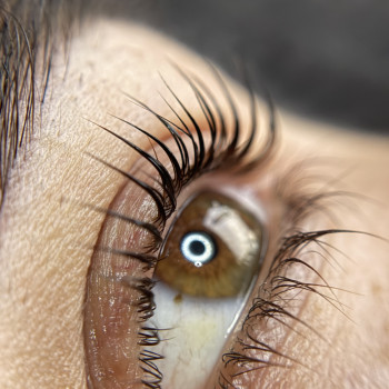 Ламінування вій