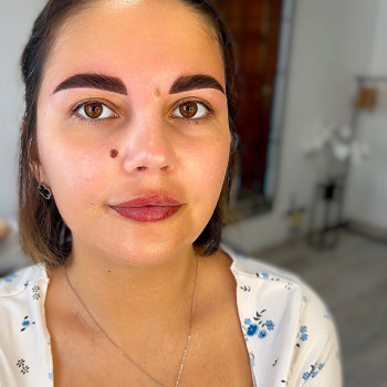 Оформлення брів ( корекція фарбування догляд)