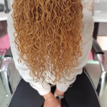 Біозавивка з кератином ефект до 6місяців.