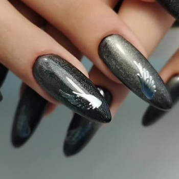 чорний манікюр