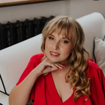 Макіяж і локони