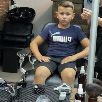 стрижки для дітей
на стилі