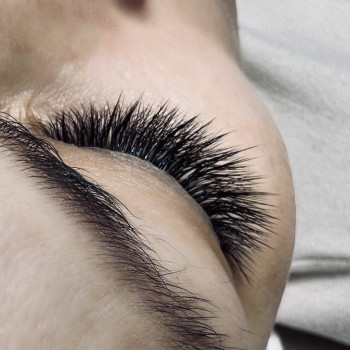 Нарощення вій
                    Лешмейкер Юлия Миколаїв