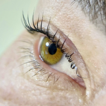 Ламінування вій
                    Майстер перманентного макіяжу Юлия Чернівці