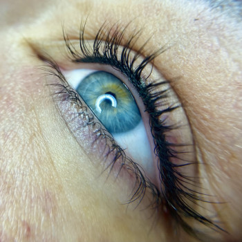 Ламінування вій
                    Майстер перманентного макіяжу Юлия Чернівці