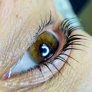 Ламінування вій
                    Майстер перманентного макіяжу Юлия Чернівці