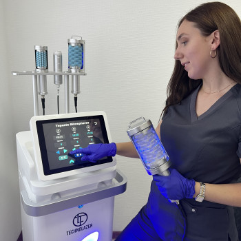 Роликовий масаж «Ендосфера»
                    Масажист  Чернівці