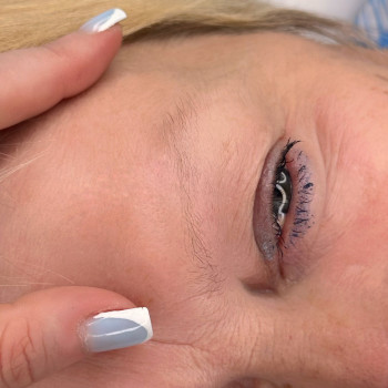 Перманент брів
                    Лешмейкер Нина Николаев