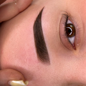 Перманент брів
                    Лешмейкер Нина Николаев