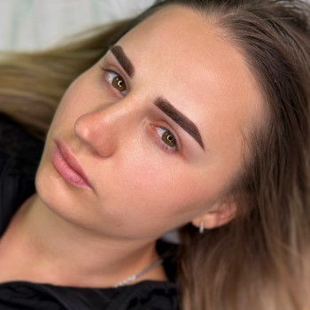 Перманент брів
                    Лешмейкер Нина Николаев