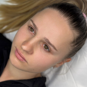 Перманент брів
                    Лешмейкер Нина Николаев