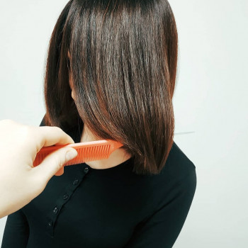 Фарбування коріння волосся
                    Парикмахер-колорист Ольга Днепр