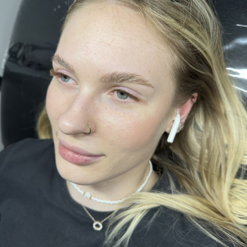 Нарощування вій
                    Лешмейкер Оксана Славянск