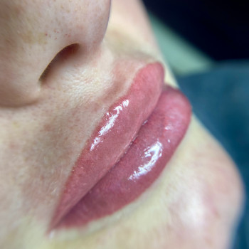 Перманентний макіяж
                    Мастер перманентного макияжа Юлия Черновцы