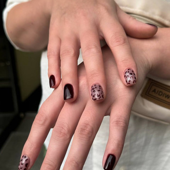 Манікюр зі зняттям та покриттям
                    Салон красоты Fargo Киев