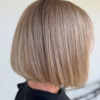 Жіночі стрижки
                    Парикмахер Анастасия Черновцы