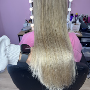 Холодна реконструкція волосся
                    Парикмахер Анастасия Черновцы