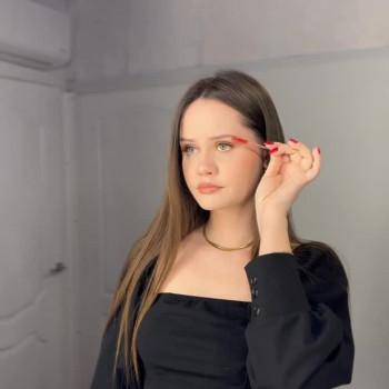 Lash Room, Вараш Фото - 5