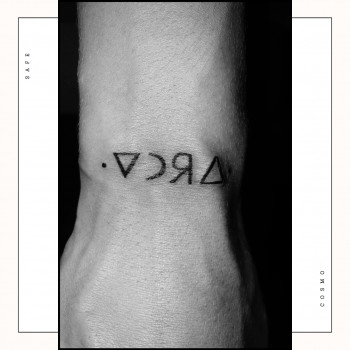 Татуювання невеликі (мінімалізм, ботаніка, віпшейдінг,скетч, акварель, контурні)
                    Косметологический центр Safe Cosmo Kyiv Киев