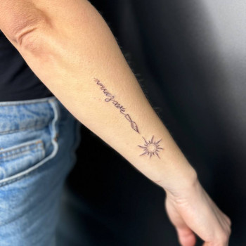 Міні тату
                    Тату майстер Дарина Буча