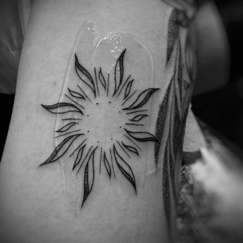 Міні тату
                    Тату майстер Дарина Буча